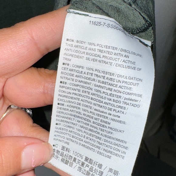 Arc'teryx Men's Green T-Shirt - Picture 5 of 7